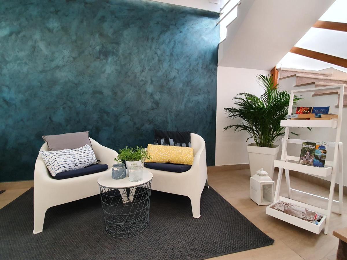 Beach Rooms Split Подстрана Екстер'єр фото