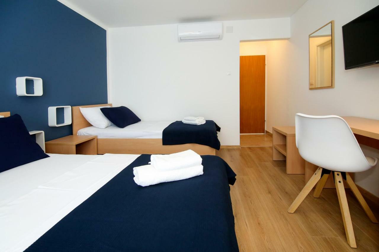 Beach Rooms Split Подстрана Екстер'єр фото
