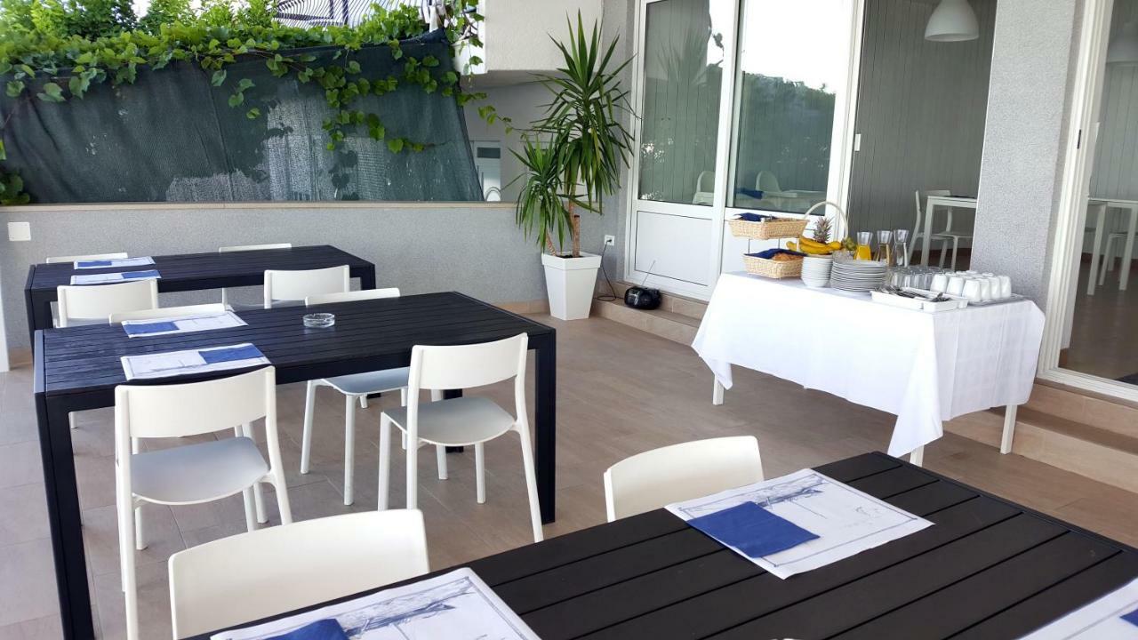 Beach Rooms Split Подстрана Екстер'єр фото
