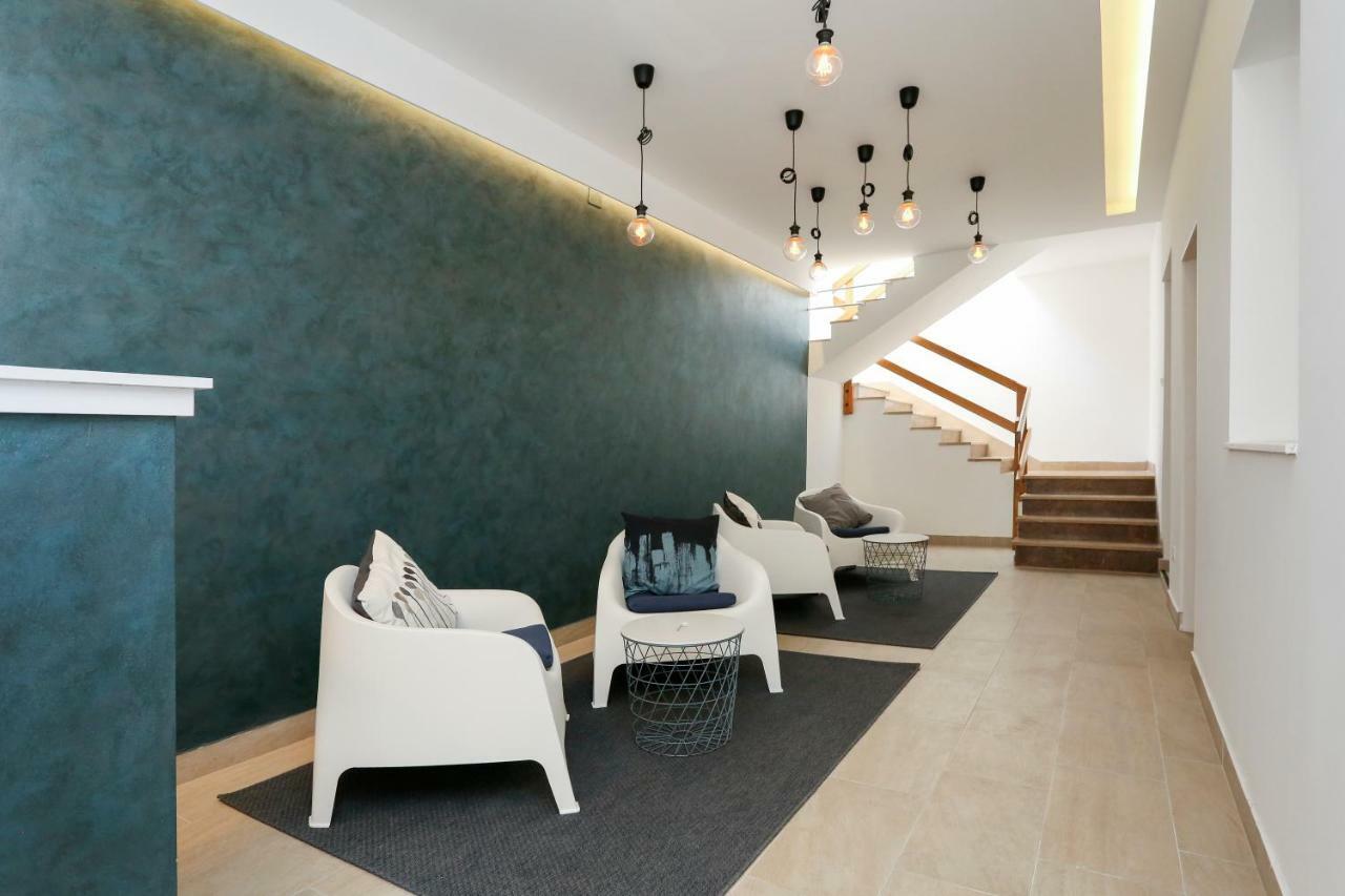 Beach Rooms Split Подстрана Екстер'єр фото